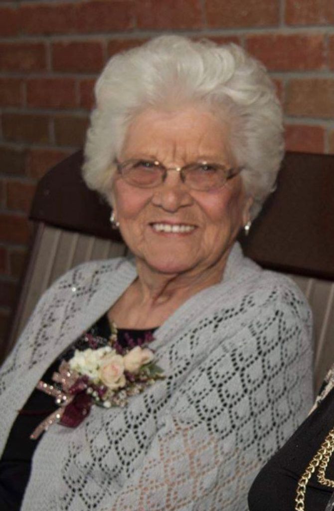 Martha Lee (Neuhardt)  Wells