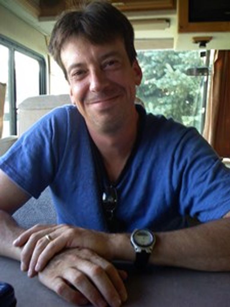 Steven Van Hill Profile Photo