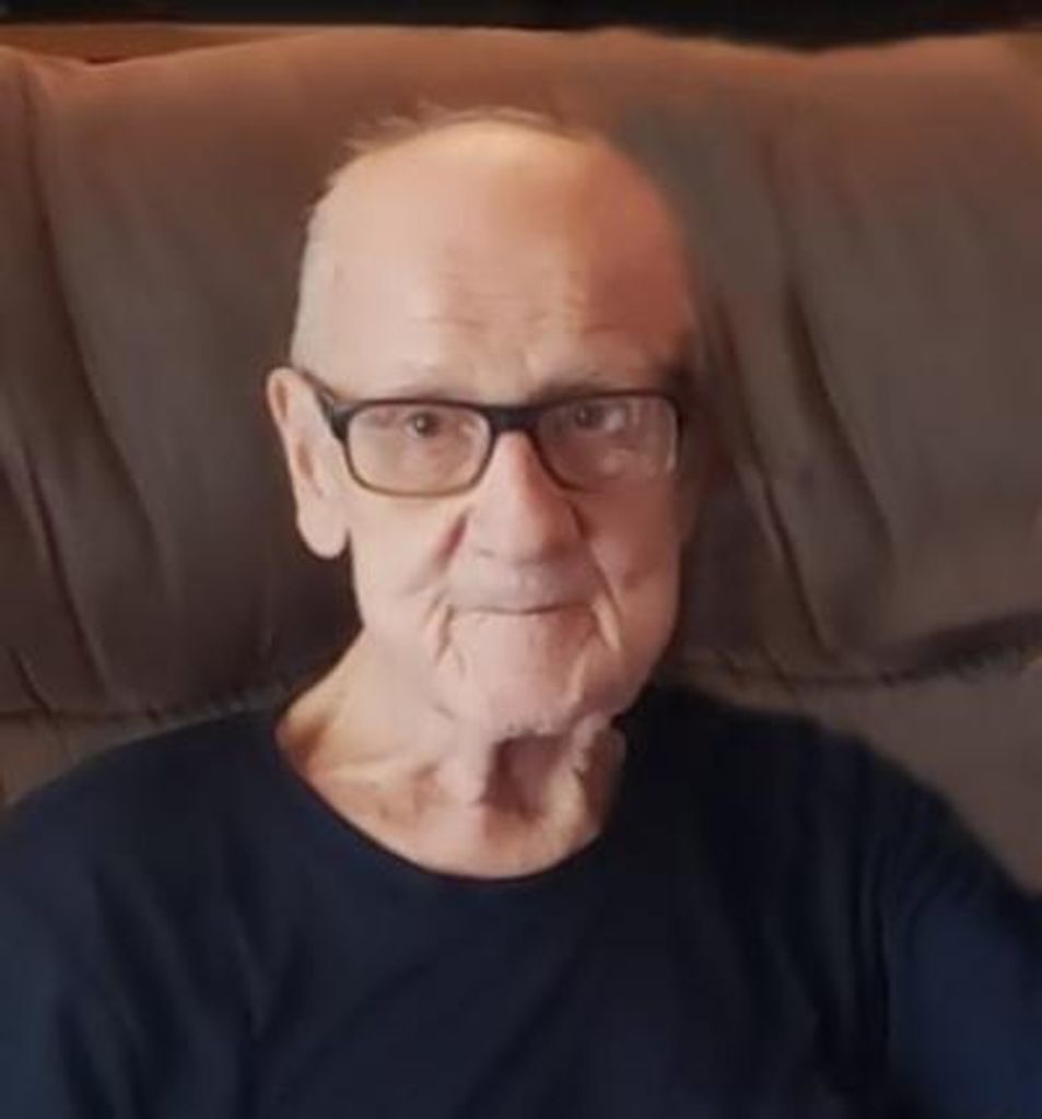 Alfred T Smeznik, Sr.