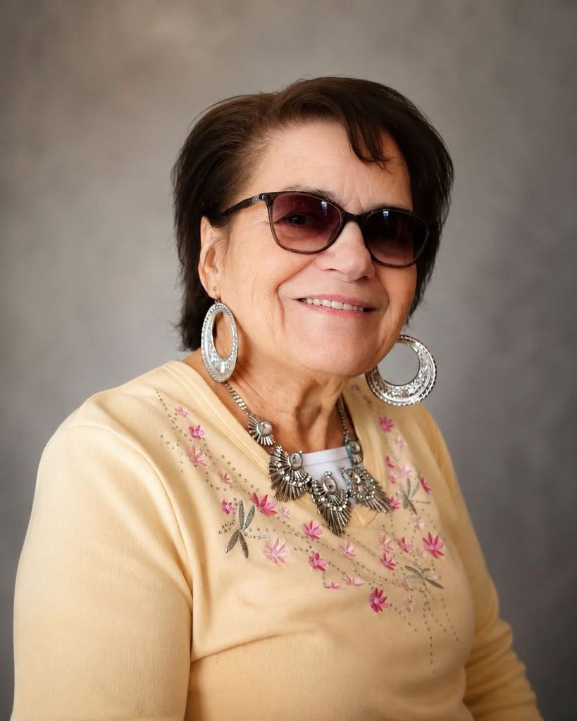 Shirley Lovett Profile Photo