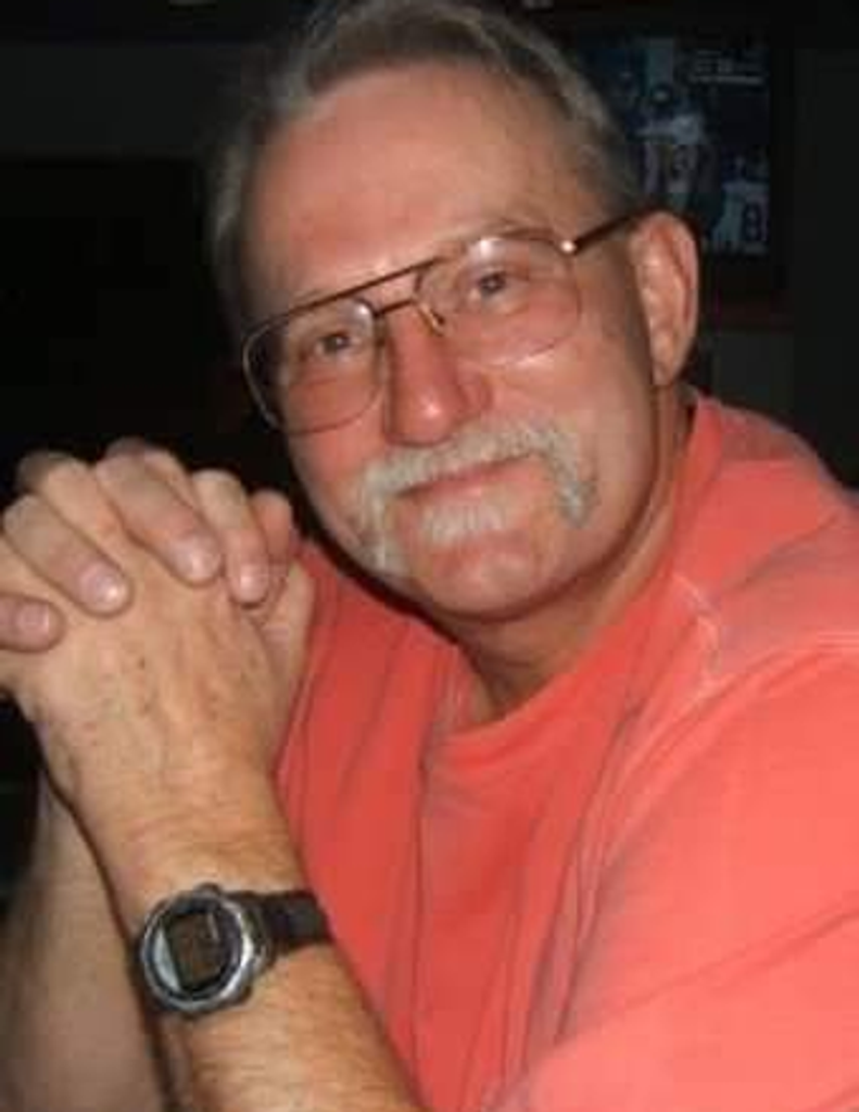 Arnold  James Holcomb