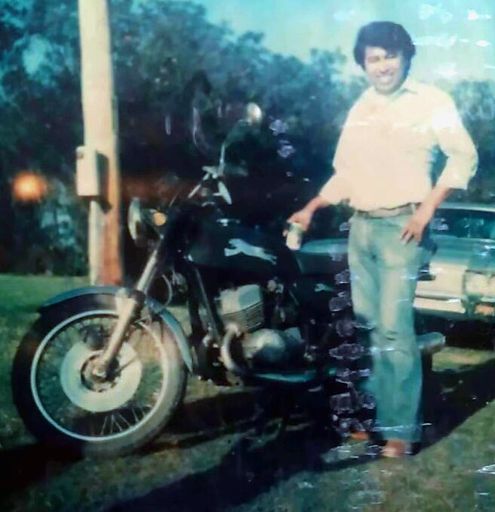Simon Serna photo gallery thumbnail 33 of 69