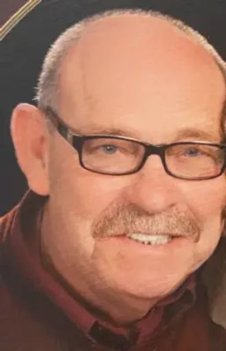 Robert Leslie Harlow Profile Photo