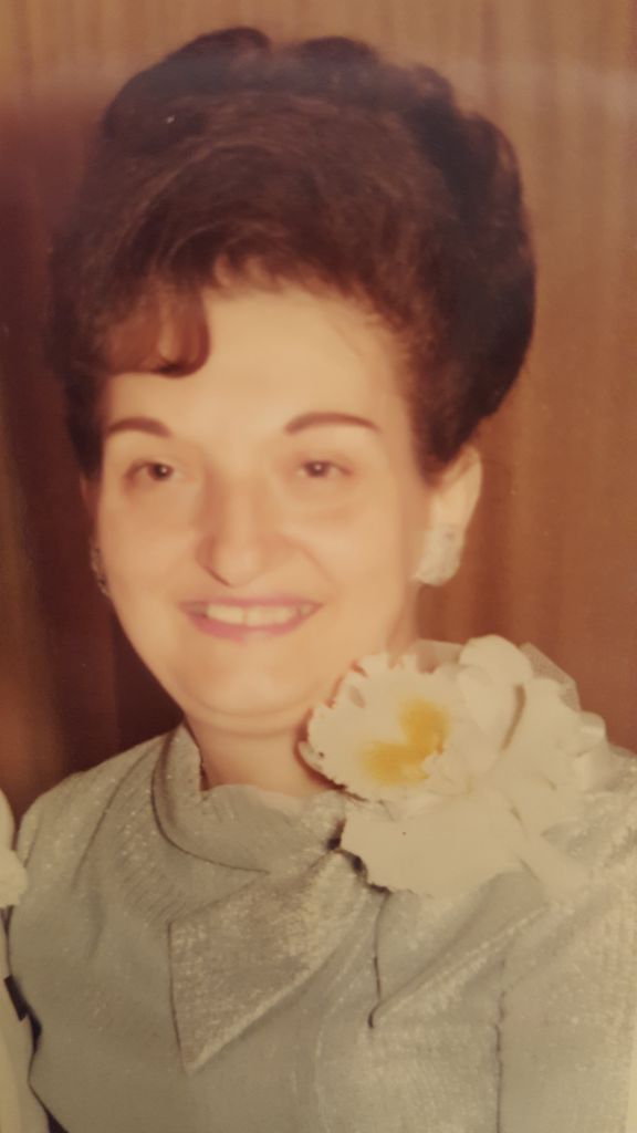 Esther Scarlata