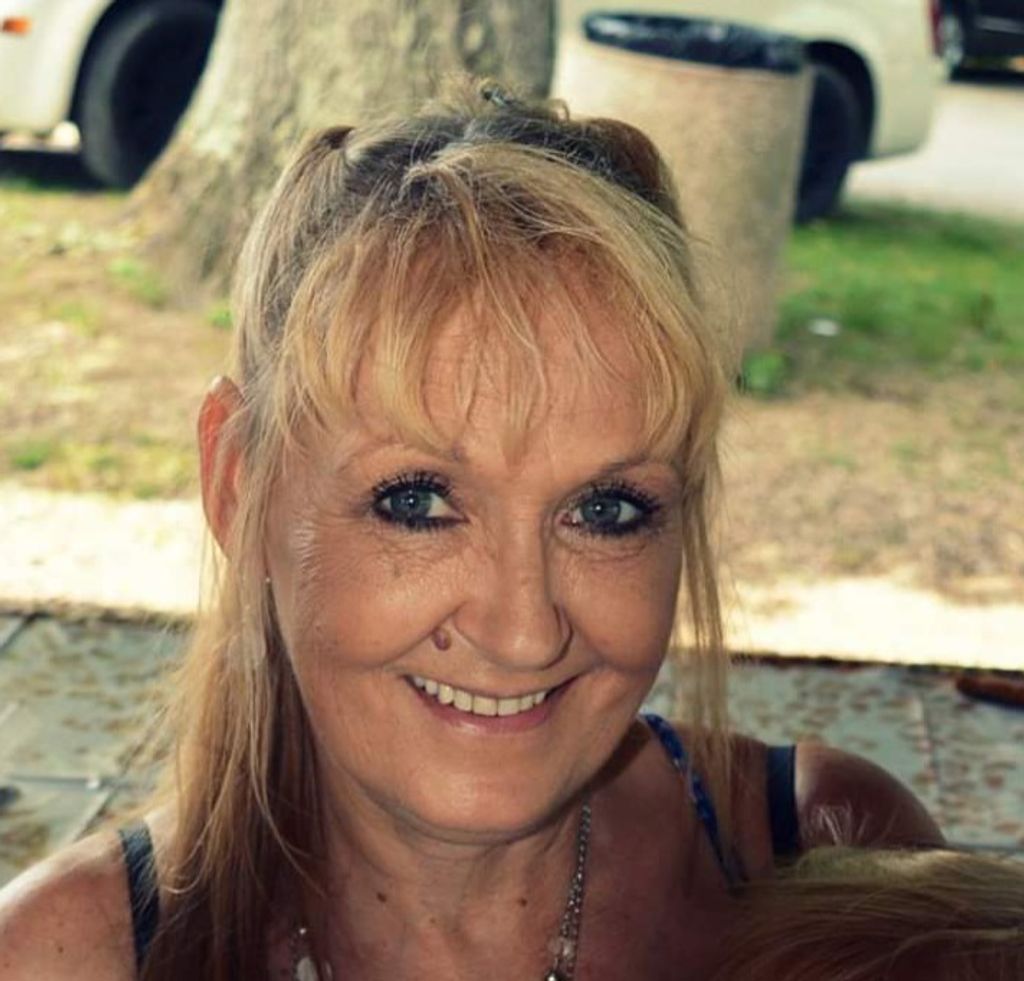 Darlene "Dee" Kay Macuich