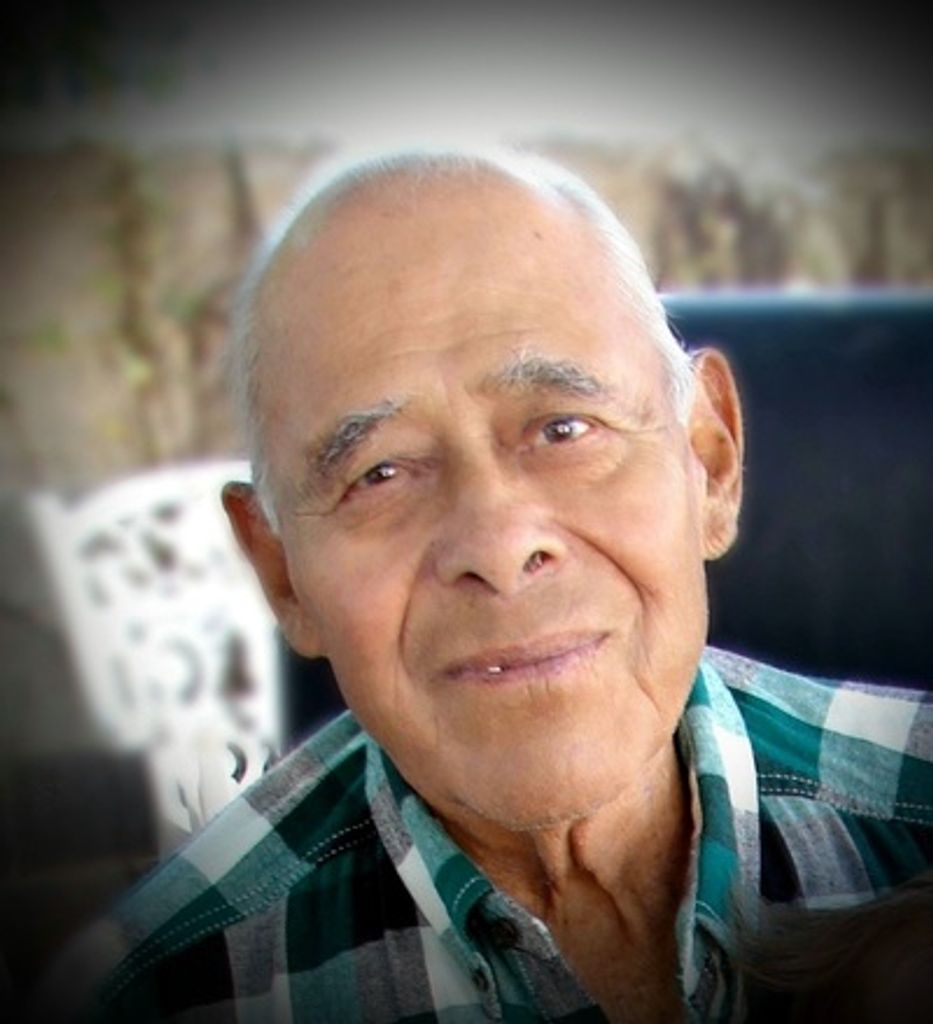Alberto A. Hernandez Profile Photo
