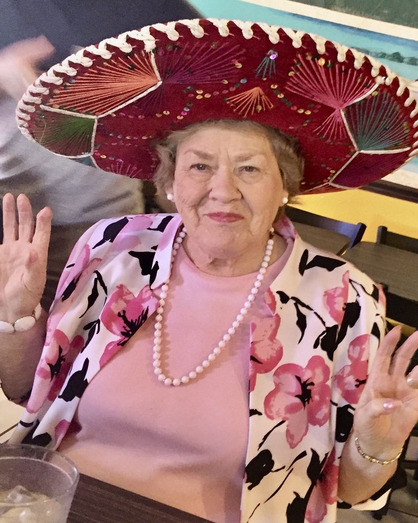 Bettye Louise Maxwell