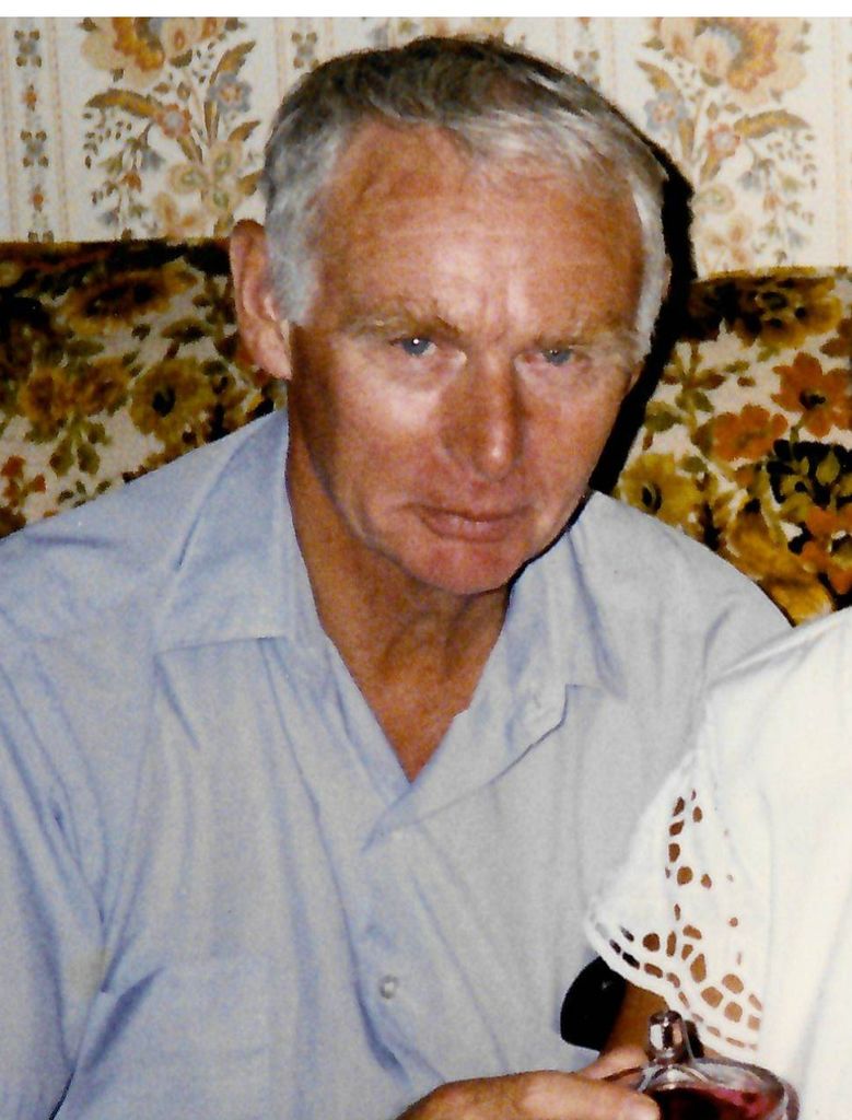 Stuart Elwood Smith Profile Photo