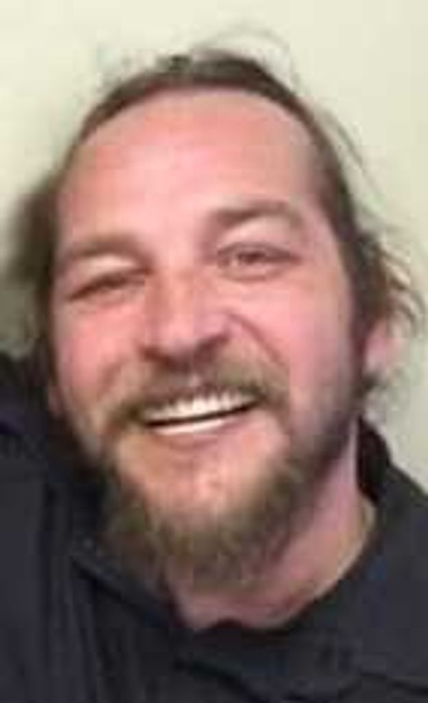 Travis Lynch