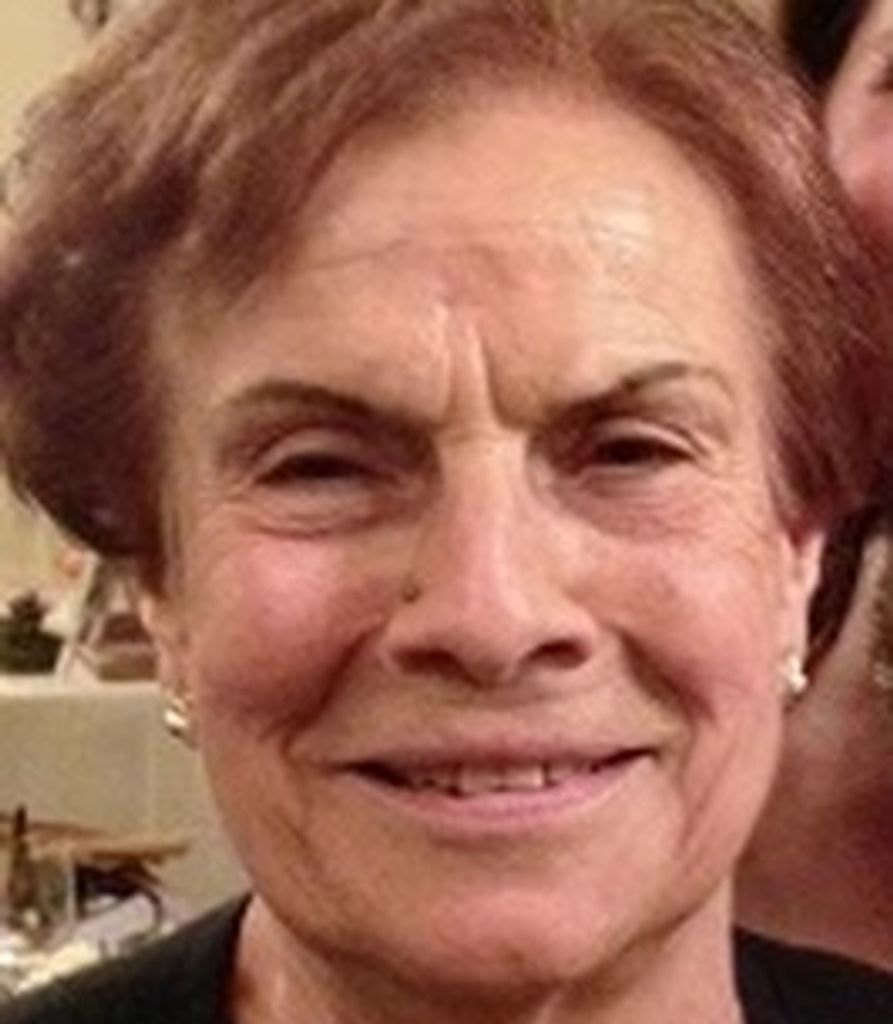 Mary Lambrinakos