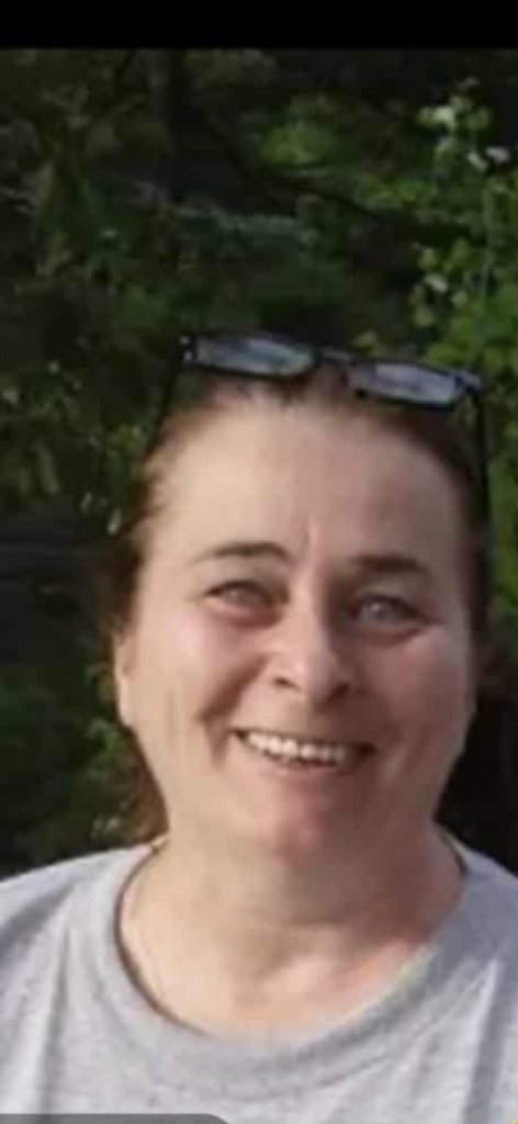 Karen Santos Profile Photo