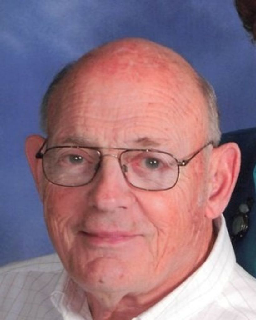 Victor Macek, Jr.