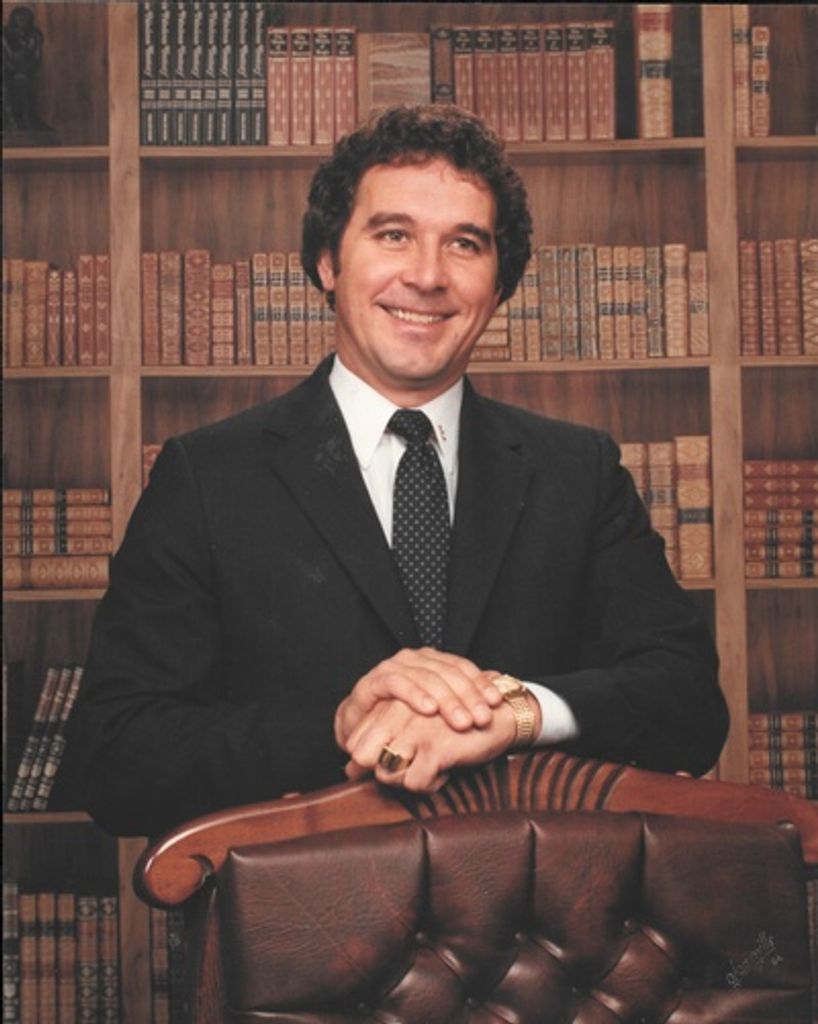 Mike Archer