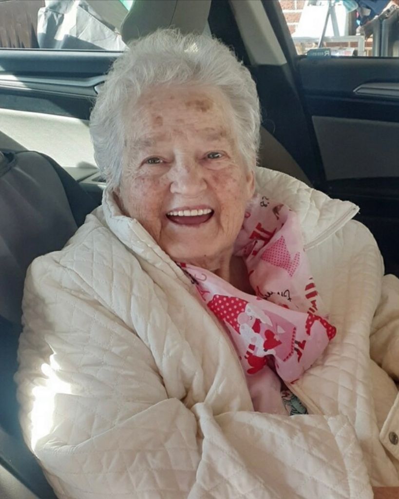 Patricia Hoyle Lowman Profile Photo
