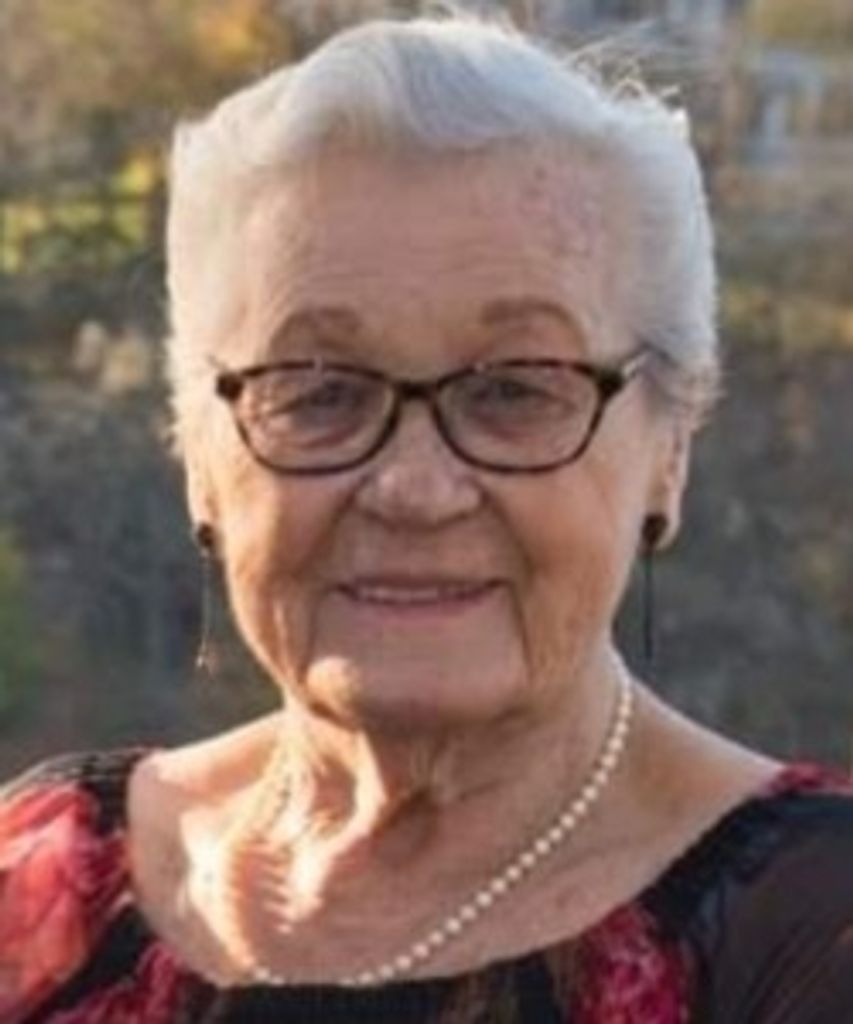 Cecelia "Ceil" W. (Nee Wrobel) Jezior