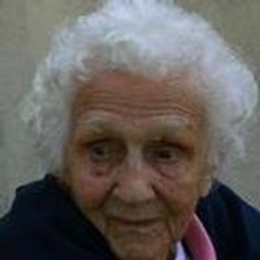 Allie Hamilton Fullerton Profile Photo