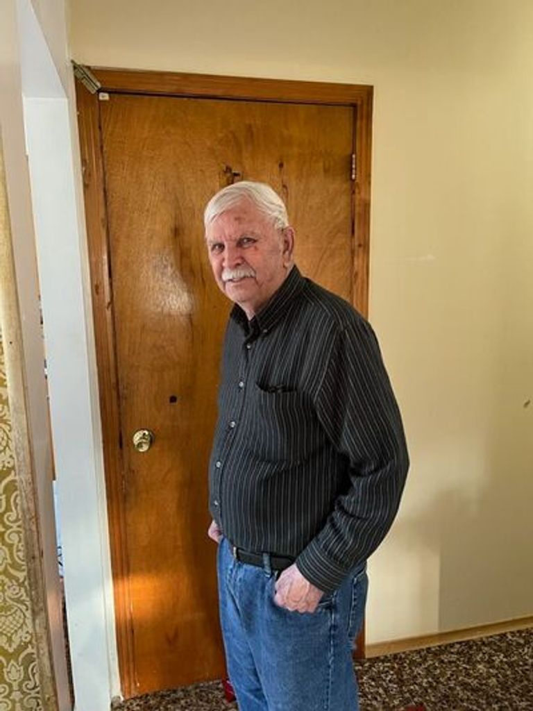 Douglas Roy Saunders Profile Photo