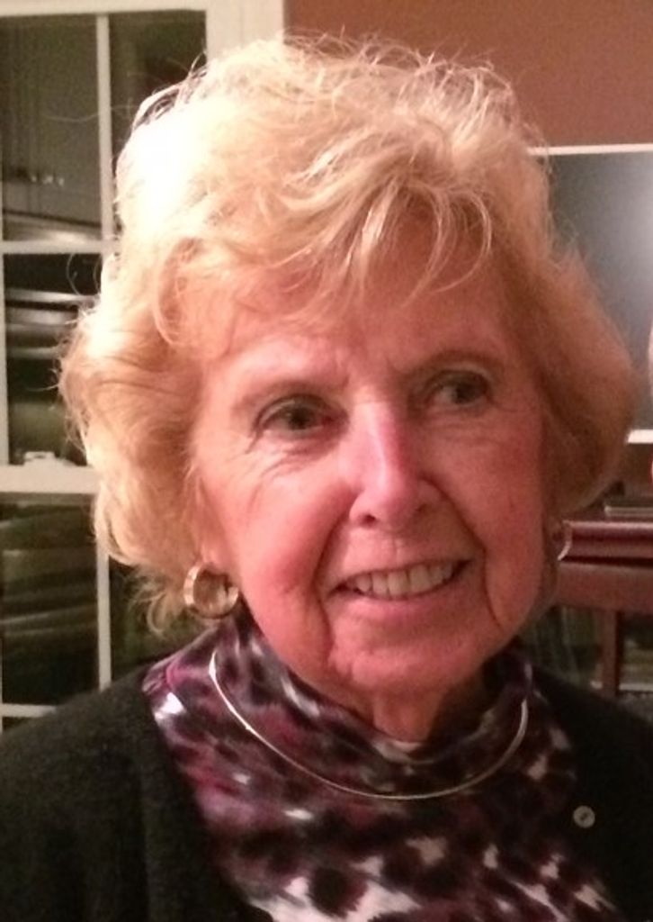 Jean E. (Martin)  Breault
