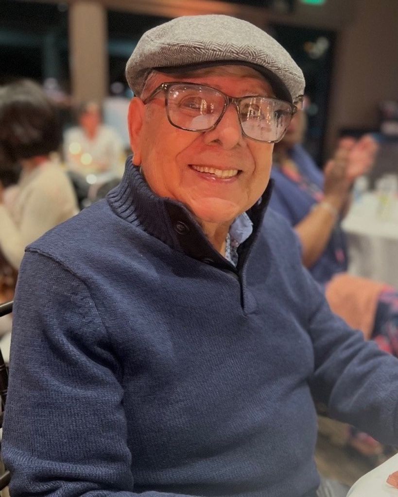 Freddie Flores Profile Photo