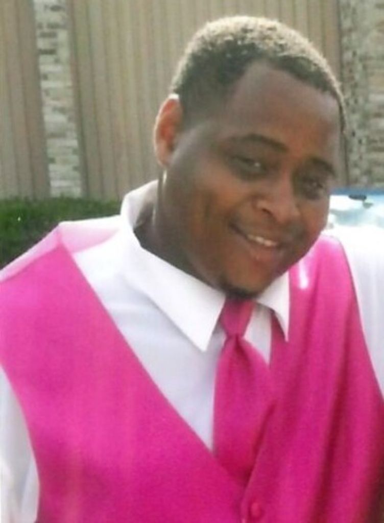 Adrian Lafraunze Edmond Profile Photo