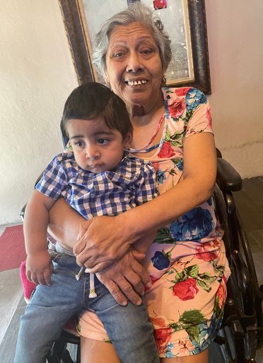 Maria Guadalupe Zumaya photo gallery thumbnail 202 of 260