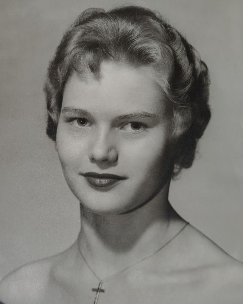 Elizabeth Ann Lavell Profile Photo