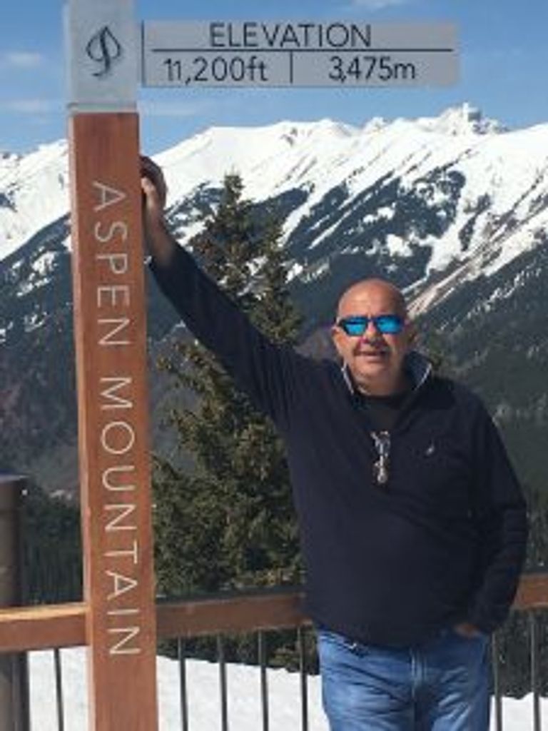 Alexander G. Jordanov Profile Photo
