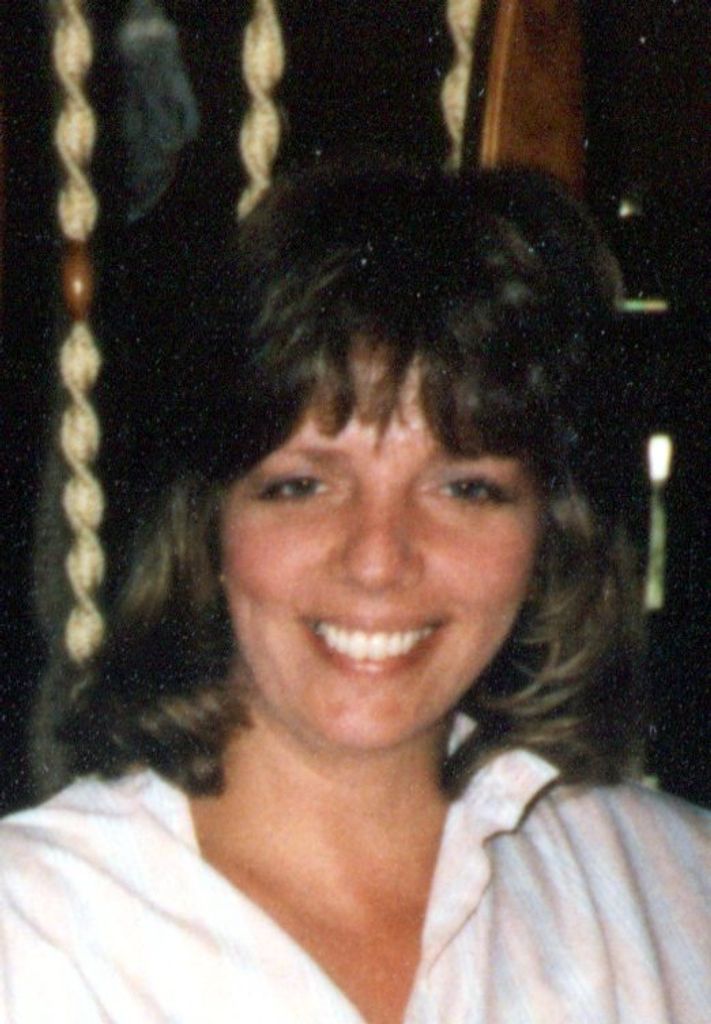 Suzanne Campbell Profile Photo
