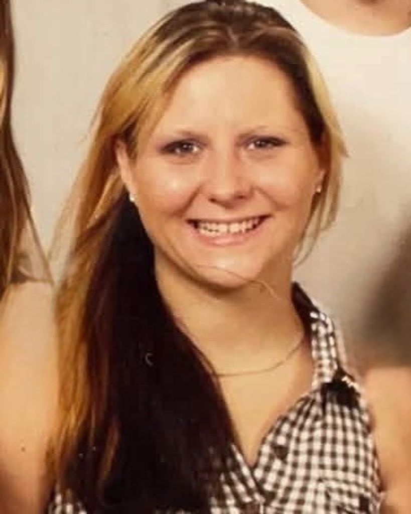 Kelly Lynn Stewart Profile Photo
