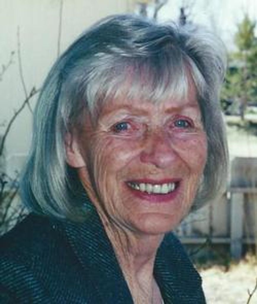 Leona Waldaias Profile Photo