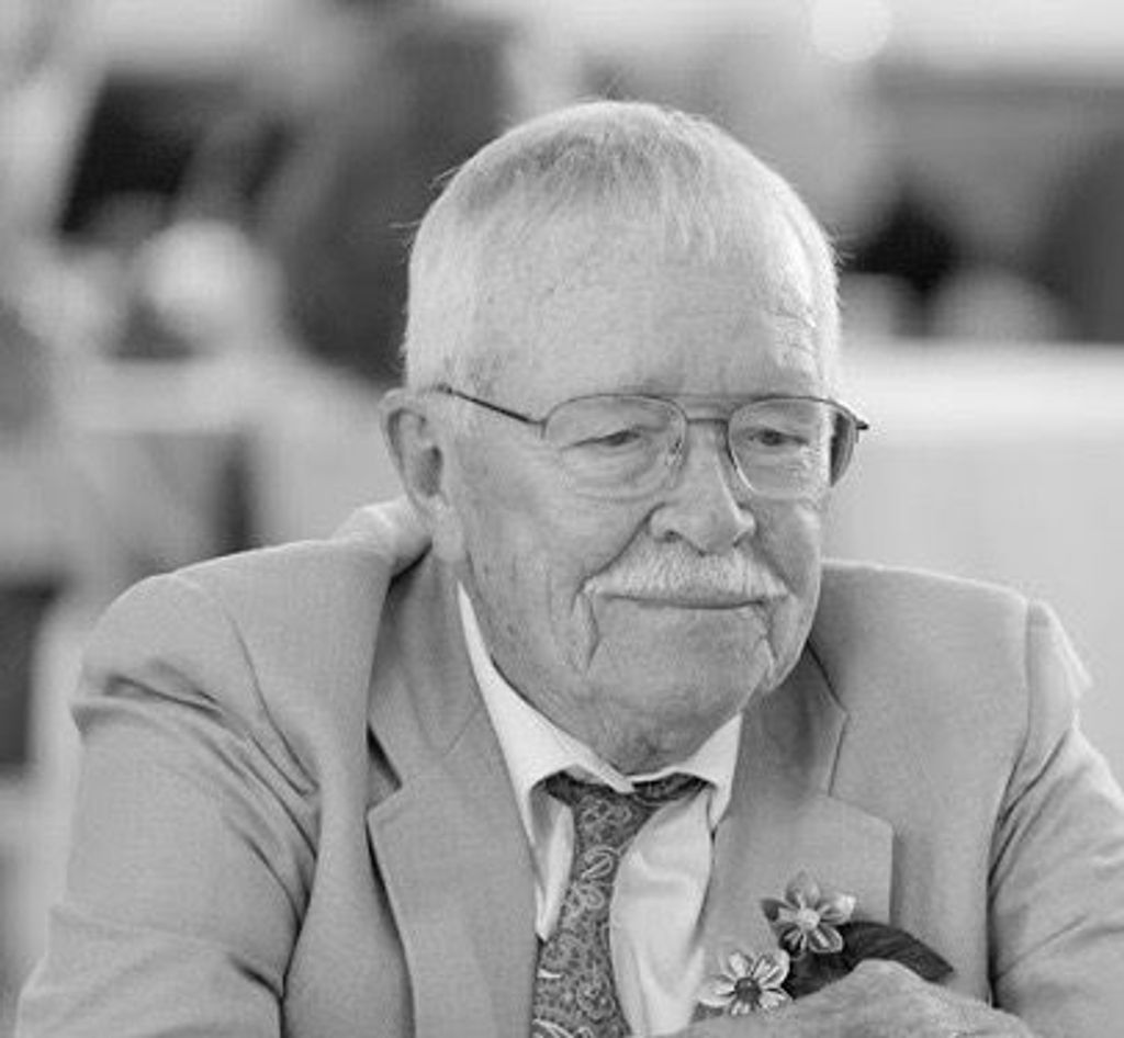 Donald E Turner