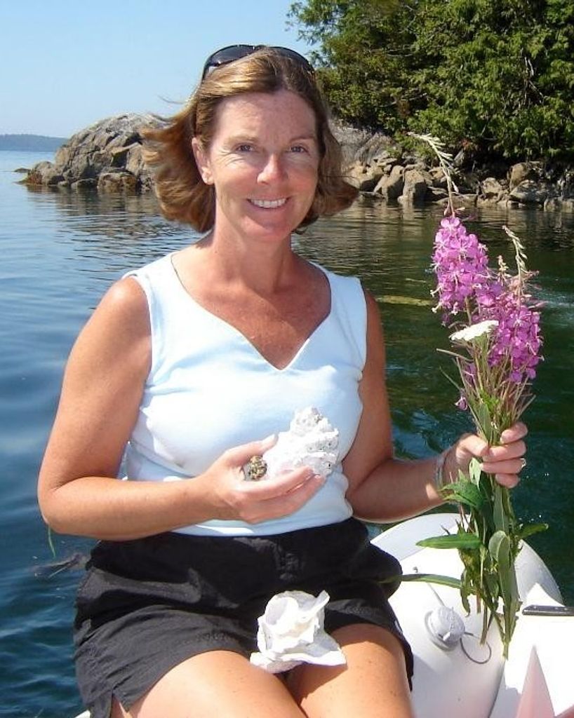 Sandra "Sandi" Lowe Hansen