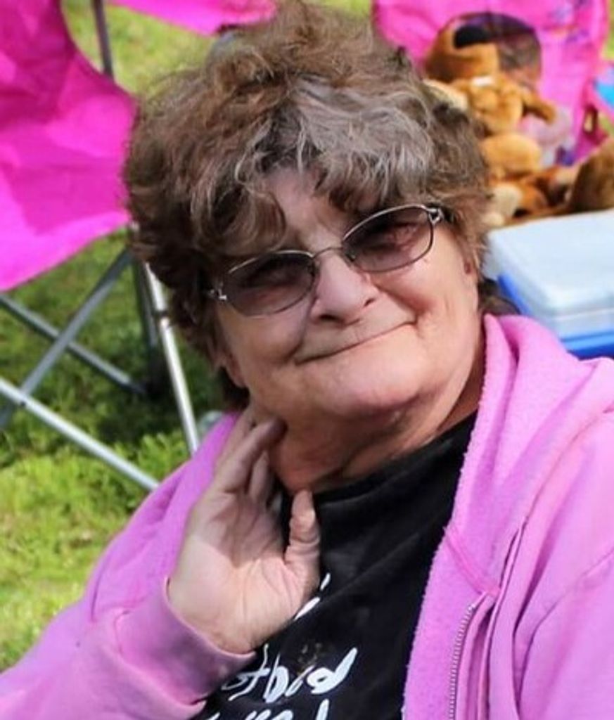 Elaine Susan Signs Profile Photo