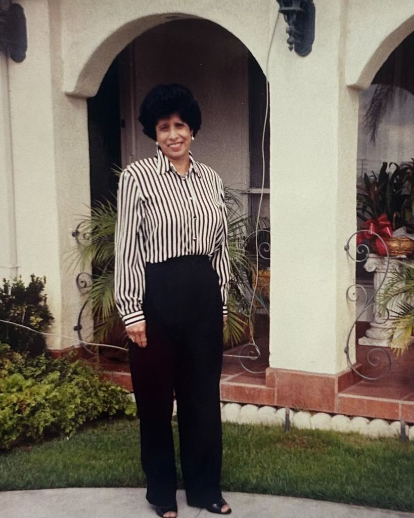 Bertha Ponce Tremillo Profile Photo