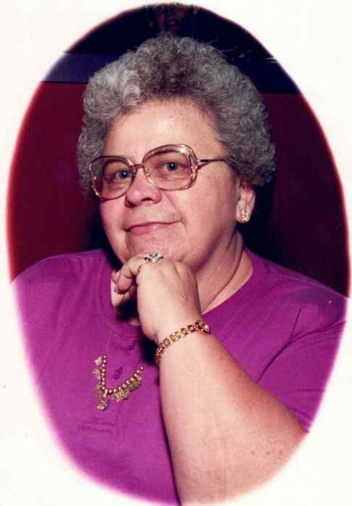 Carolyn Sue "Susie" (Viall)  Houghton Profile Photo