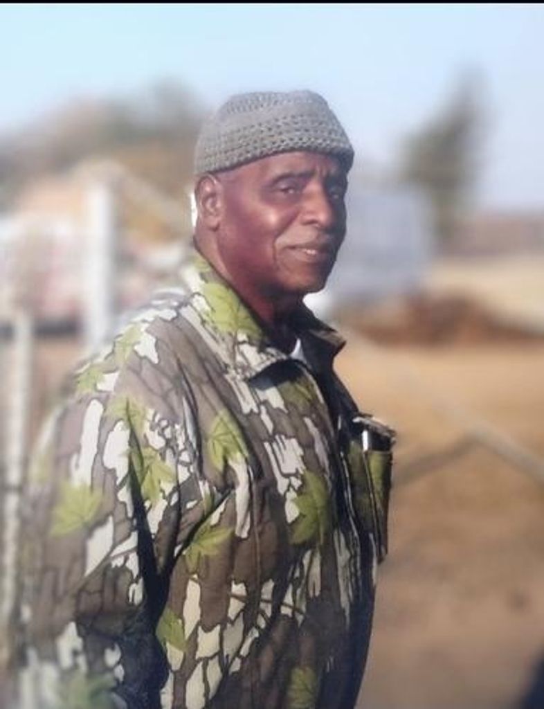 Nathaniel Houston Profile Photo