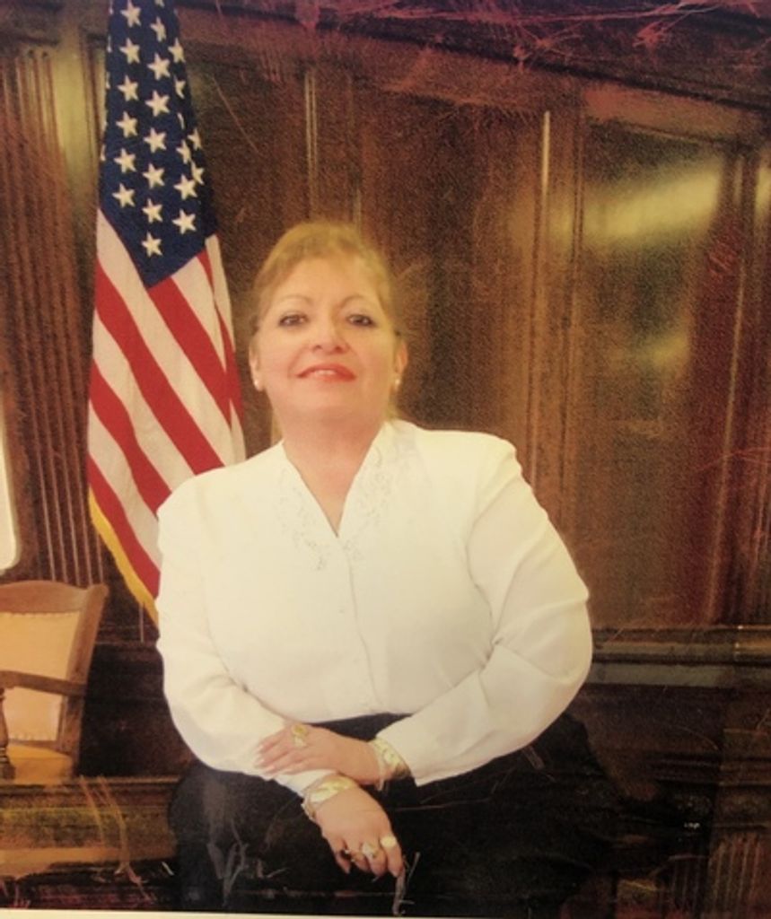 Amelia Cardona Flores