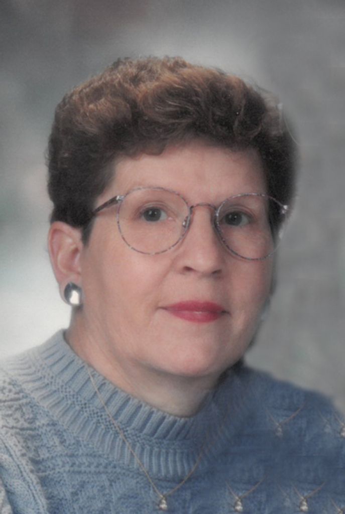 Eva Keller Profile Photo