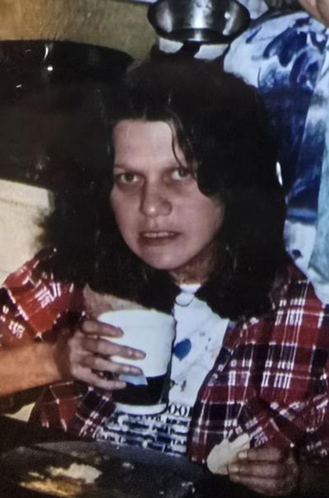 Lara Lynn Barrett Profile Photo