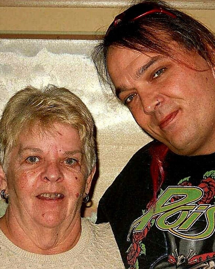 June Smith Dorris and Daniel "Kelli" Kristian
