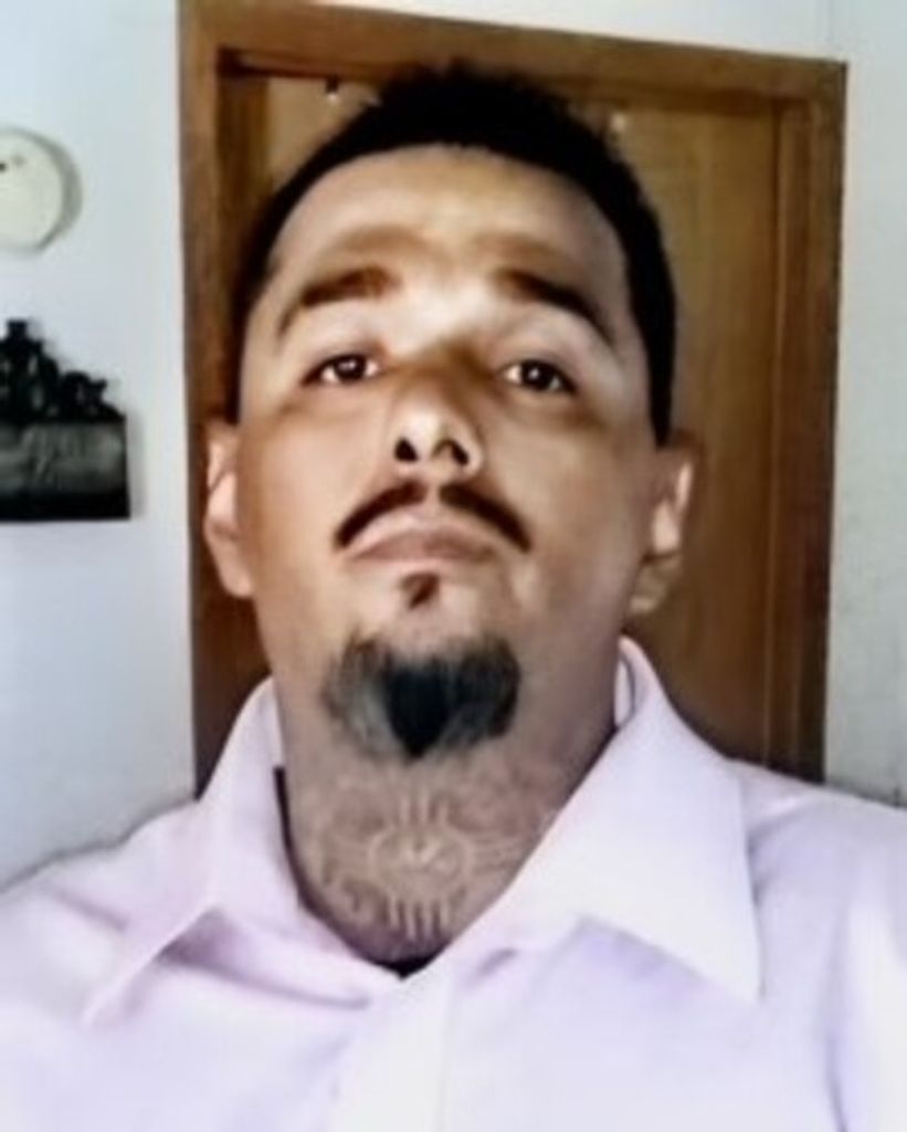 Gilbert Dominguez Profile Photo
