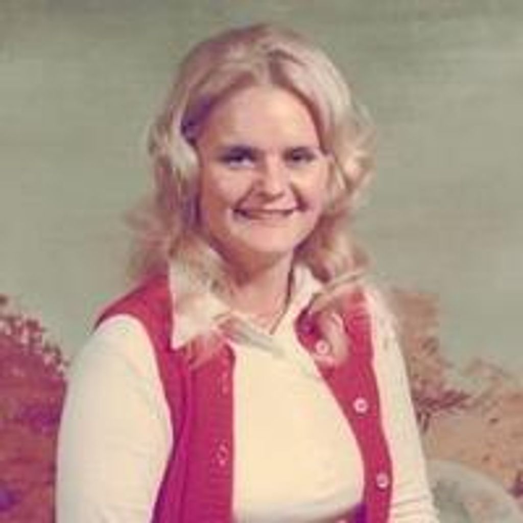 Lynda Sue (Brack)  Lake Profile Photo