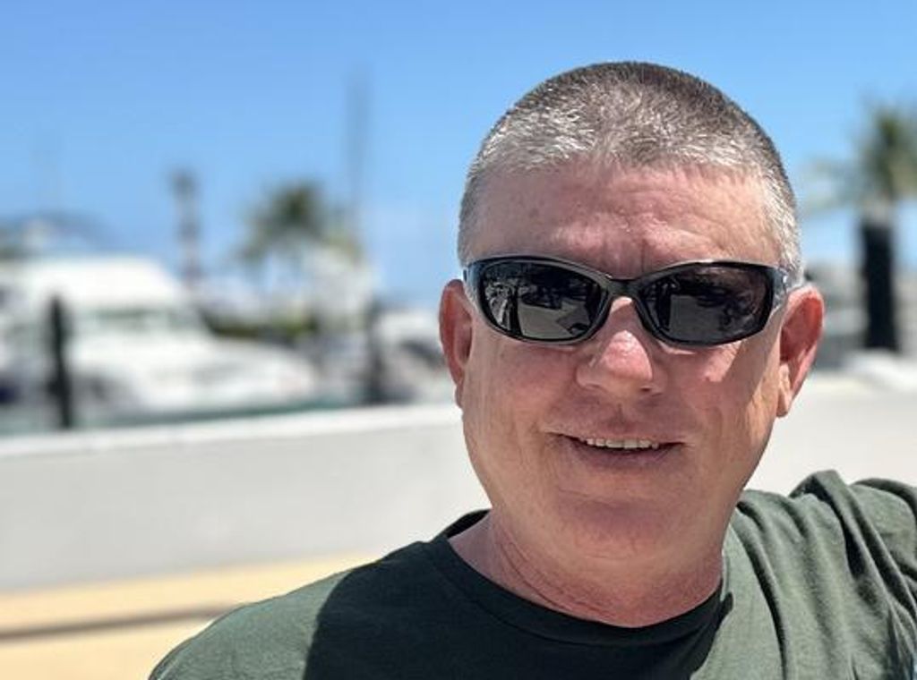 Peter Logan Christie Profile Photo