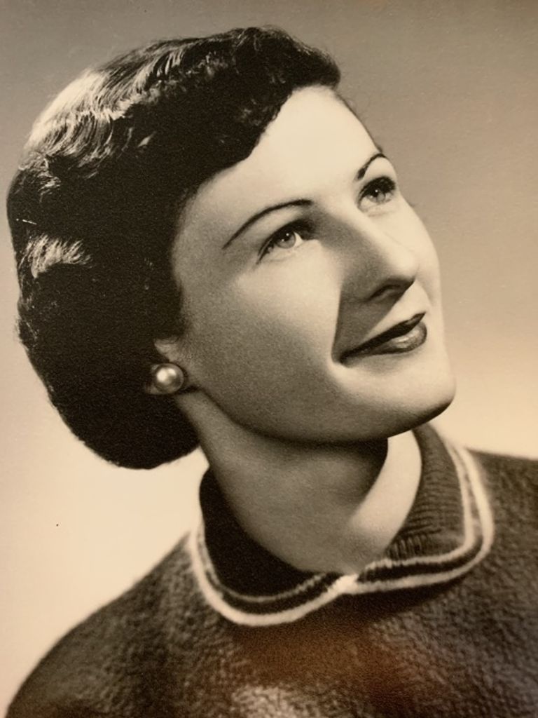 Leona Esther Janke