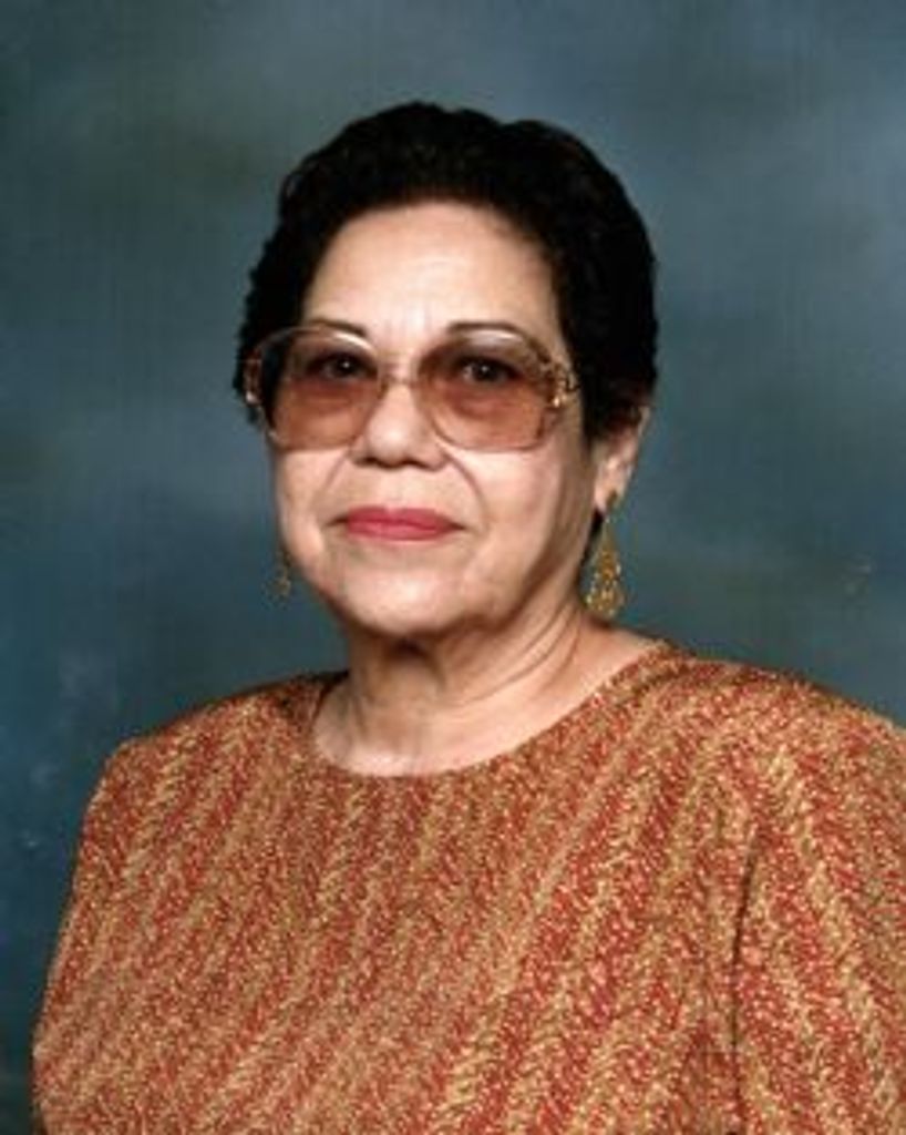 Helen Valenzuela