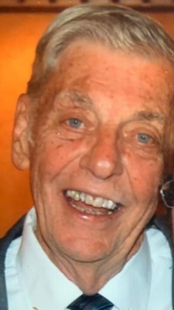 Robert E. "Trigger" Doubet