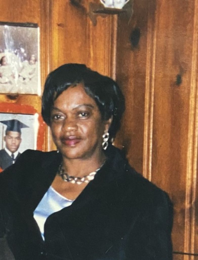 Linda Smith Varnado Profile Photo