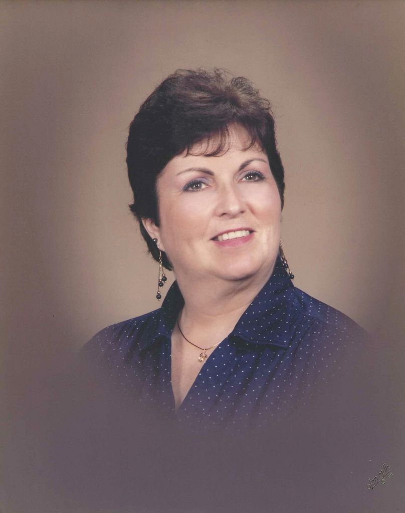 Gwendolyn Lois Dement Profile Photo
