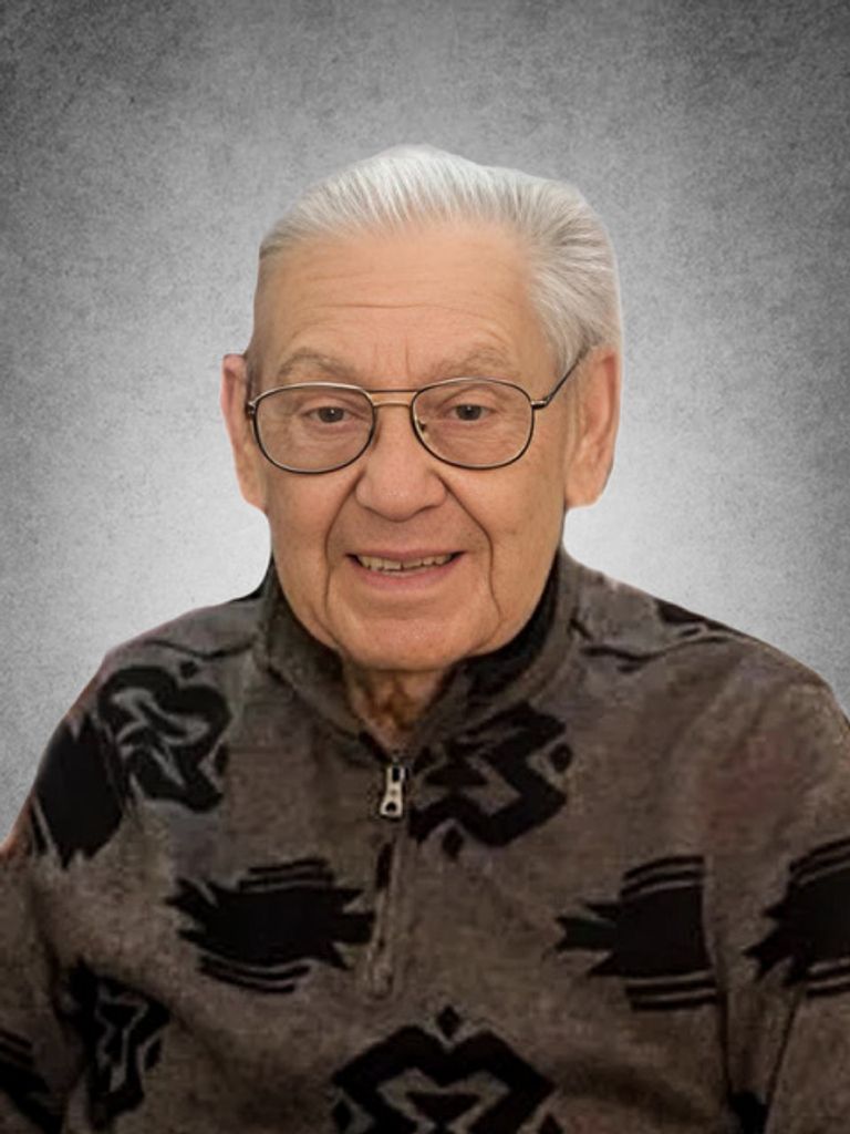 Manuel Araiza Profile Photo