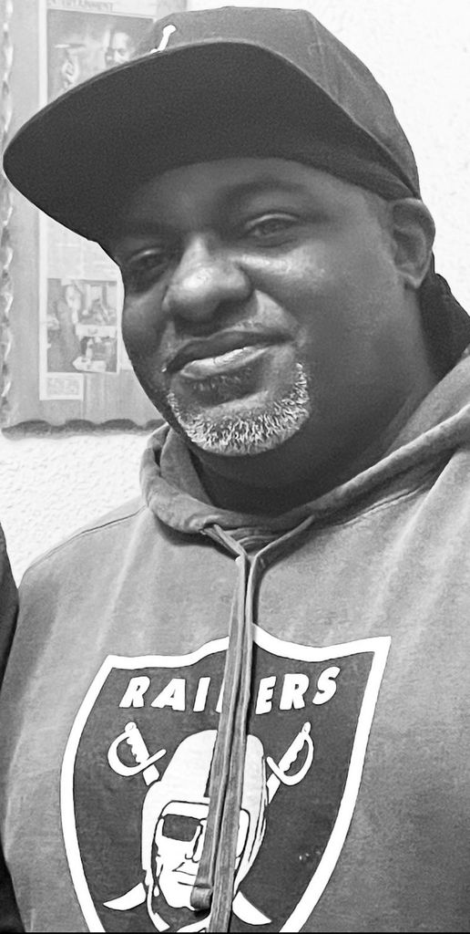 Clifton James Davis Iv Profile Photo